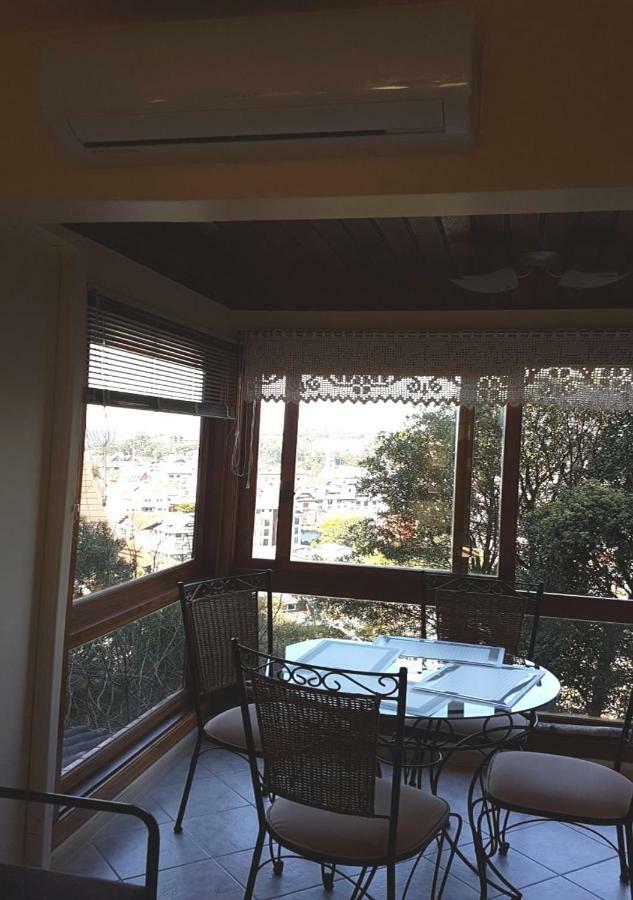 Belo Apartamento E Completo No Centro Com Vista Gramado Exterior foto